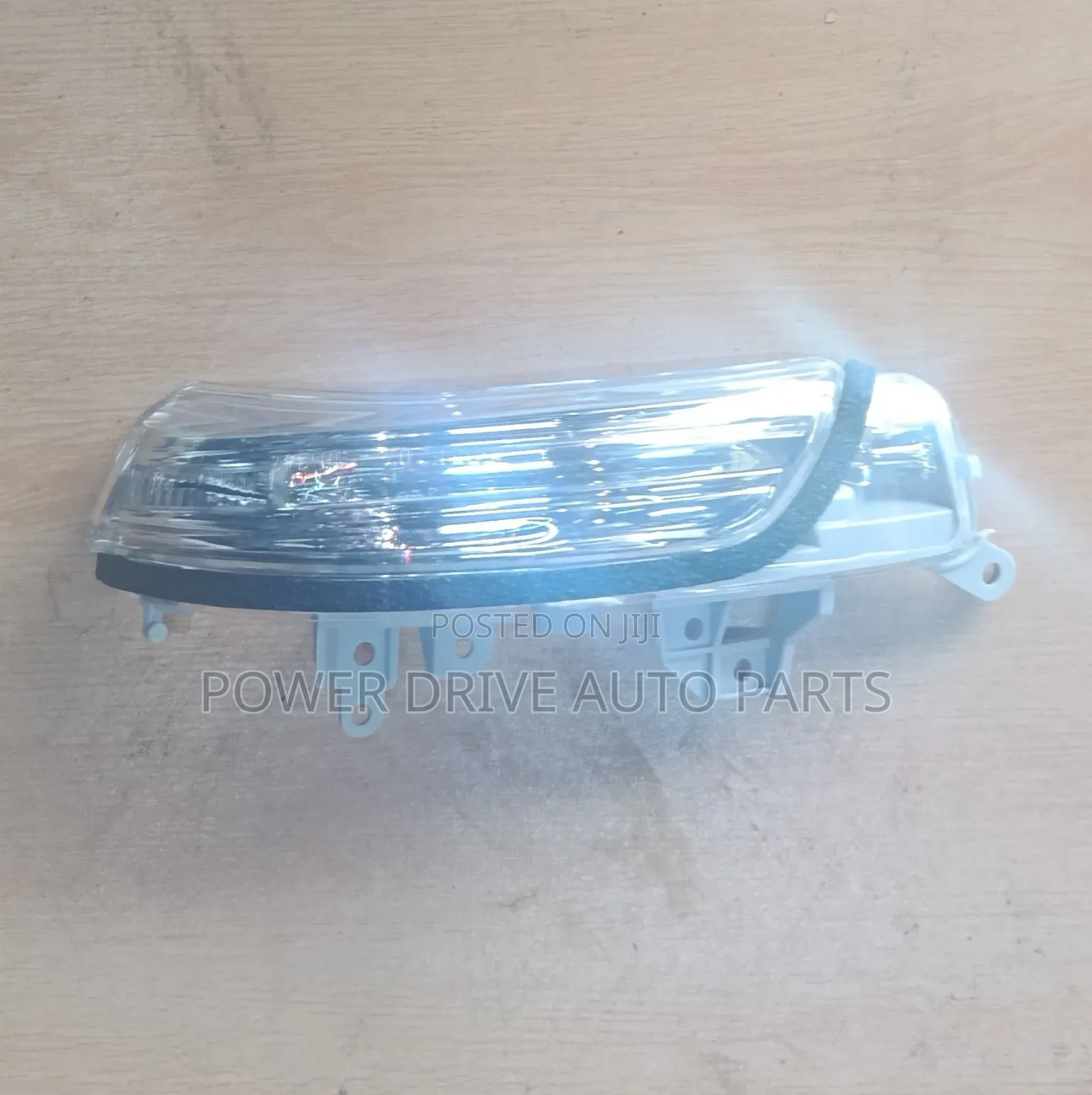 Side Mirror Indicator Ractis 2010/ Subaru Trezia
