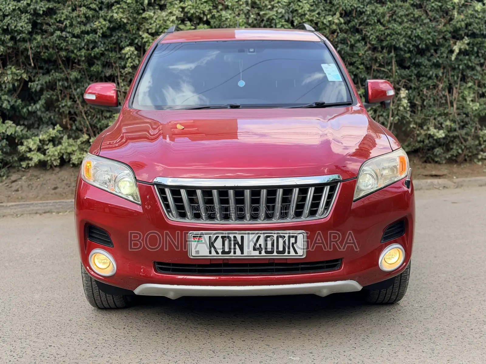 Toyota Vanguard 2009 Red