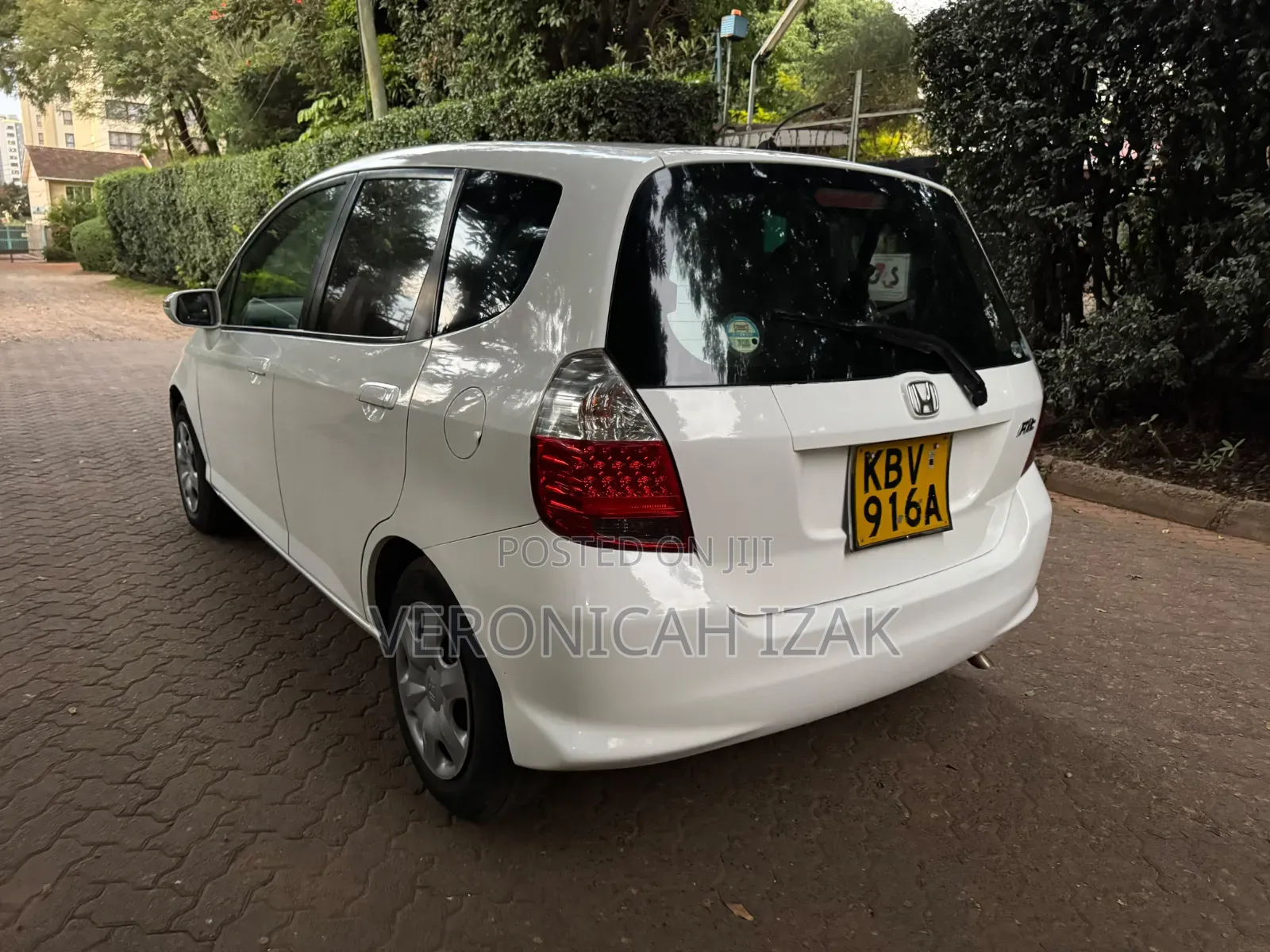 Honda Fit Aria 2005 White