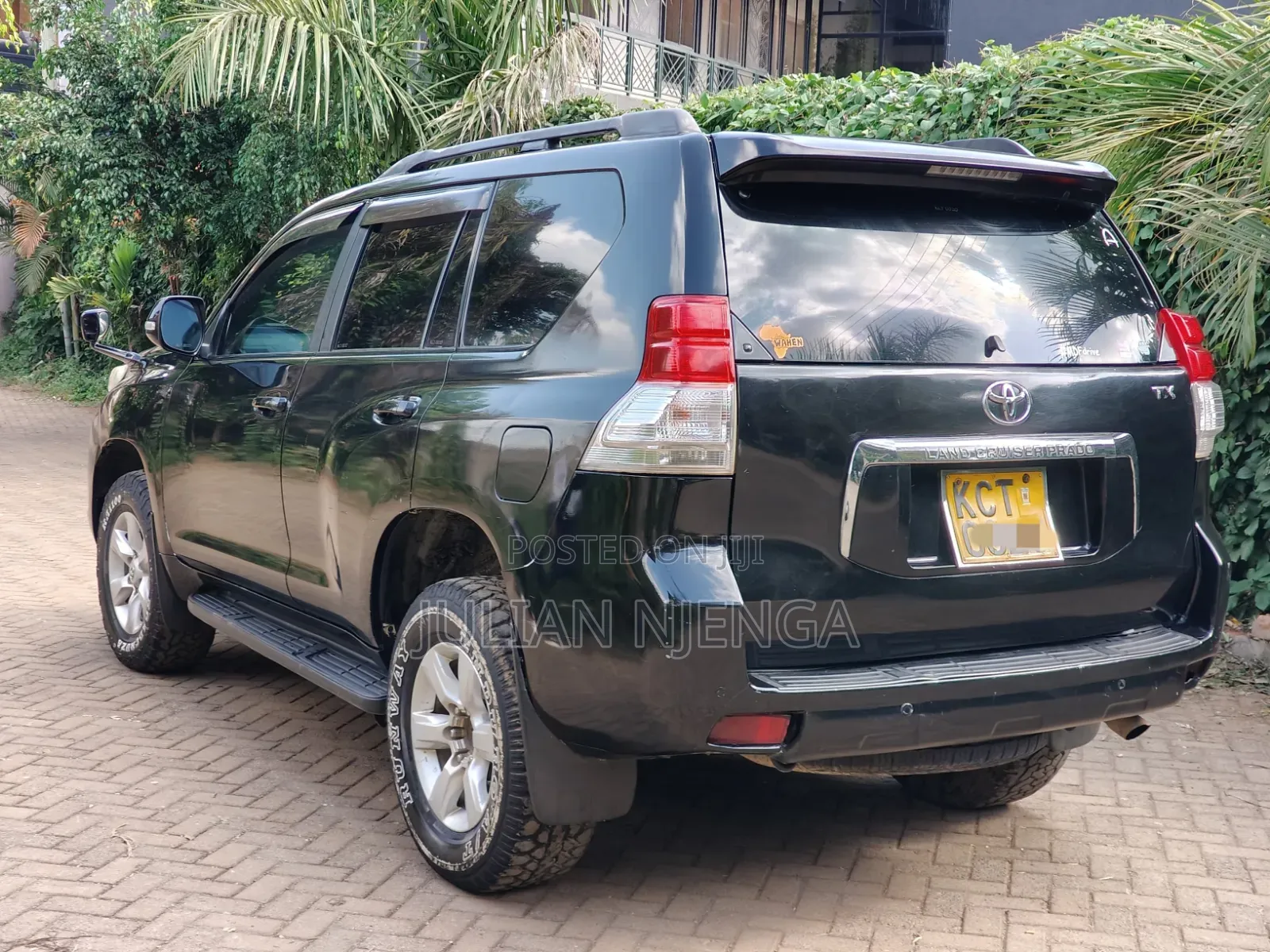 Toyota Land Cruiser Prado 2.7 i 2011 Black