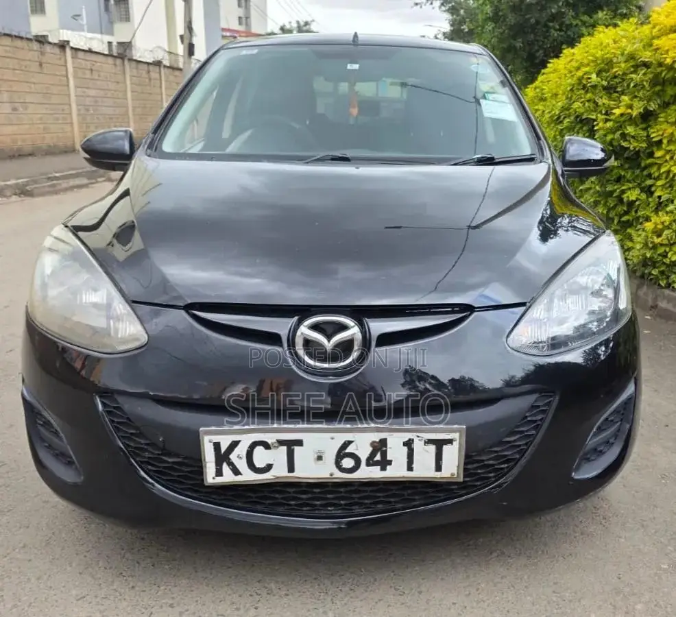 Mazda Demio 2012 Black