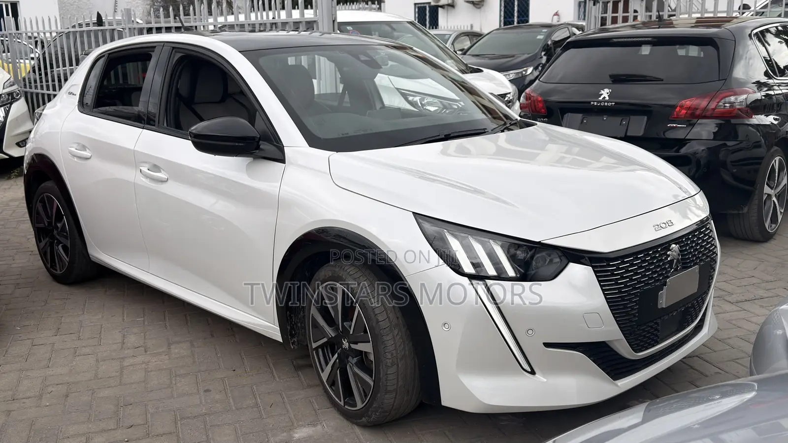 Peugeot 208 2020 White