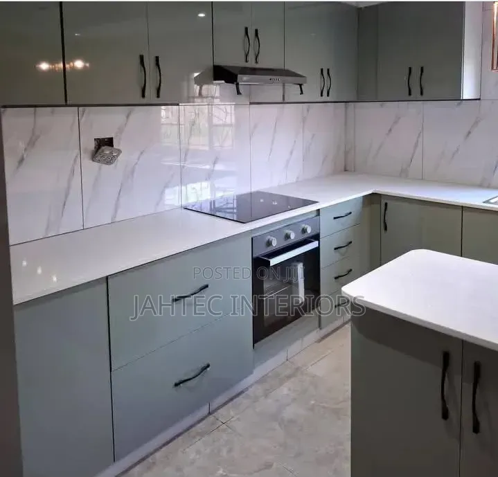 Kitchen Master for All Cabinets Design and Fitting
