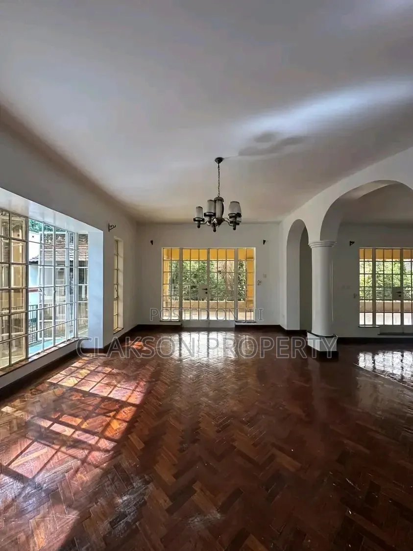 5bdrm Townhouse / Terrace in Karen for rent