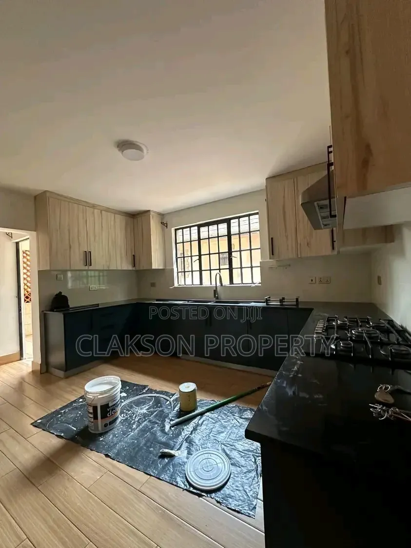 4bdrm Townhouse / Terrace in Karen for rent