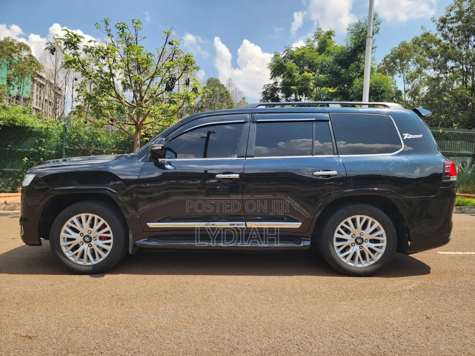 Toyota Land Cruiser 2017 Black