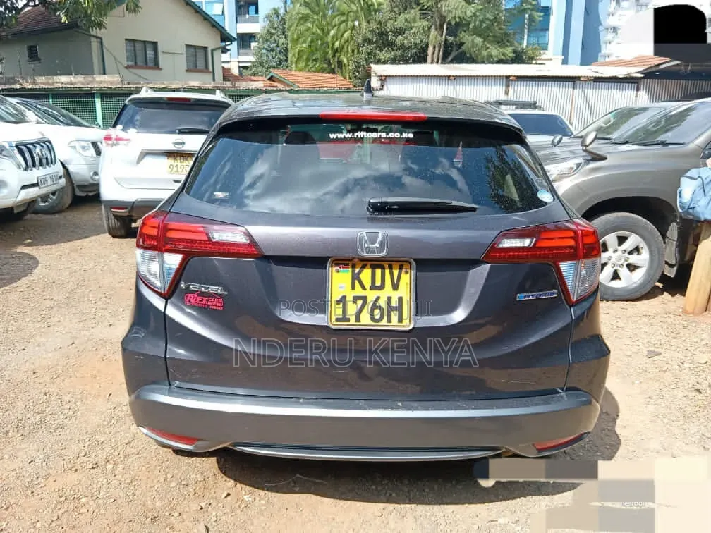 Honda Vezel 1.5 Hybrid 2WD 2018 Green