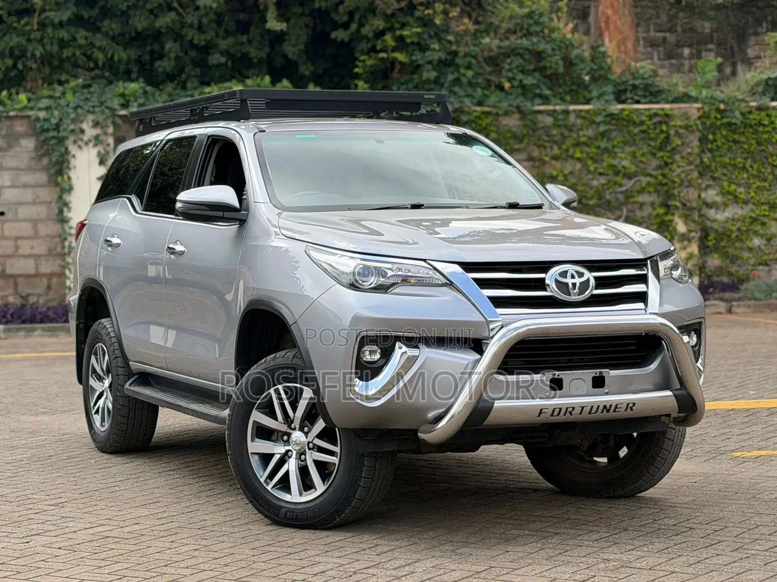 Toyota Fortuner 2.8 D AWD 2019 Silver