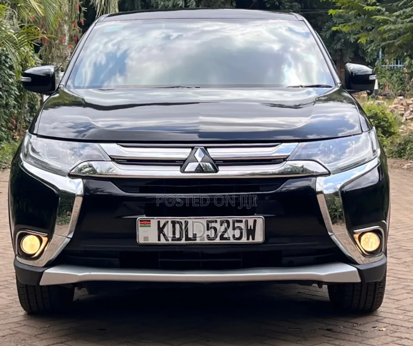 Mitsubishi Outlander 2016 Black