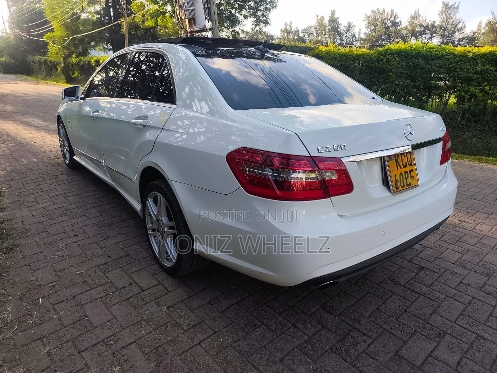 Mercedes-Benz E250 2011 White