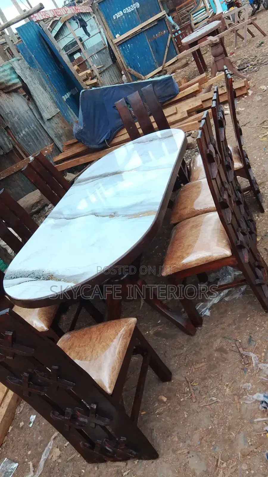 Modern 8 Seater