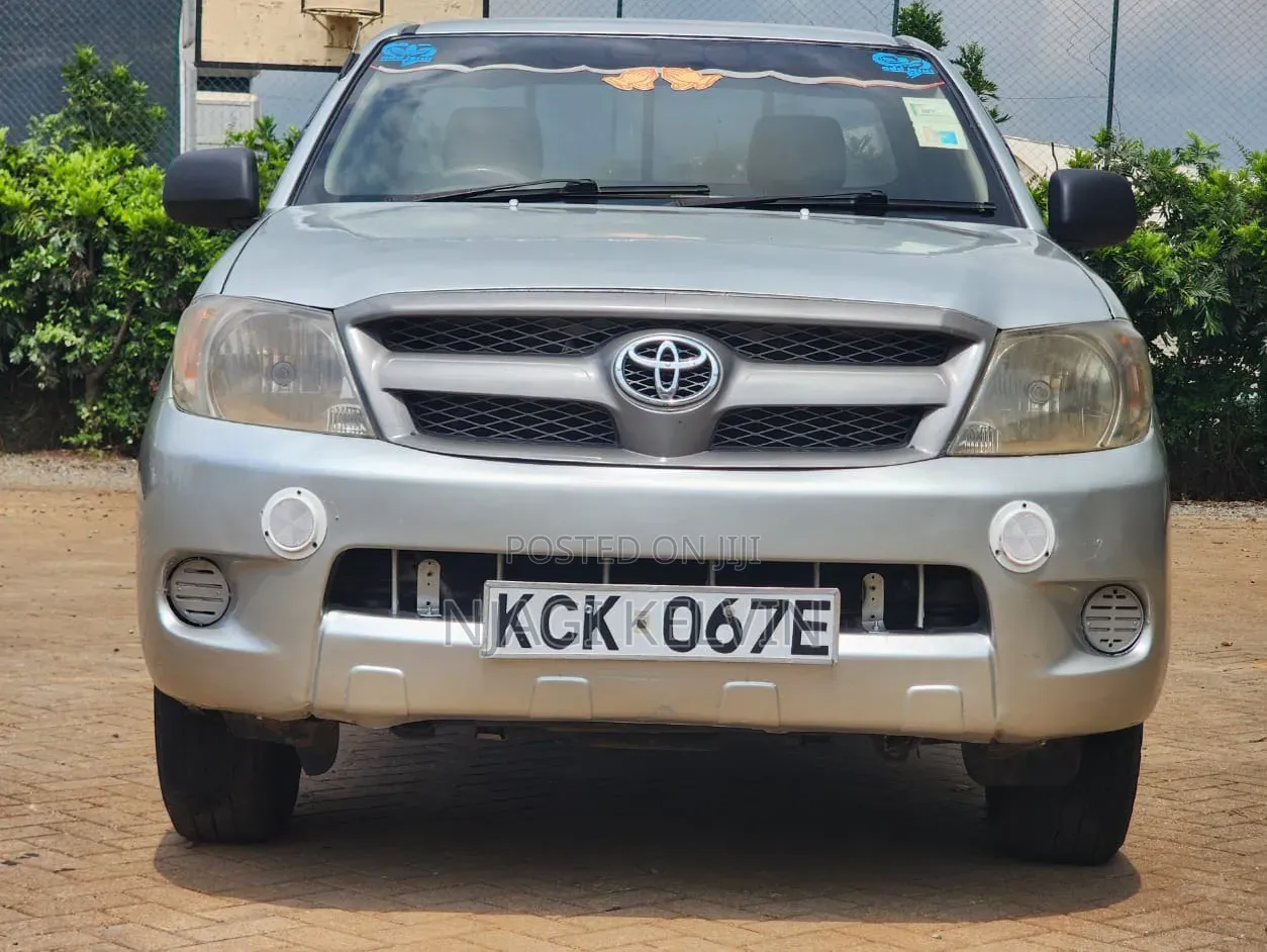 Toyota Hilux 2.5 D-4D SRX 2009 Silver