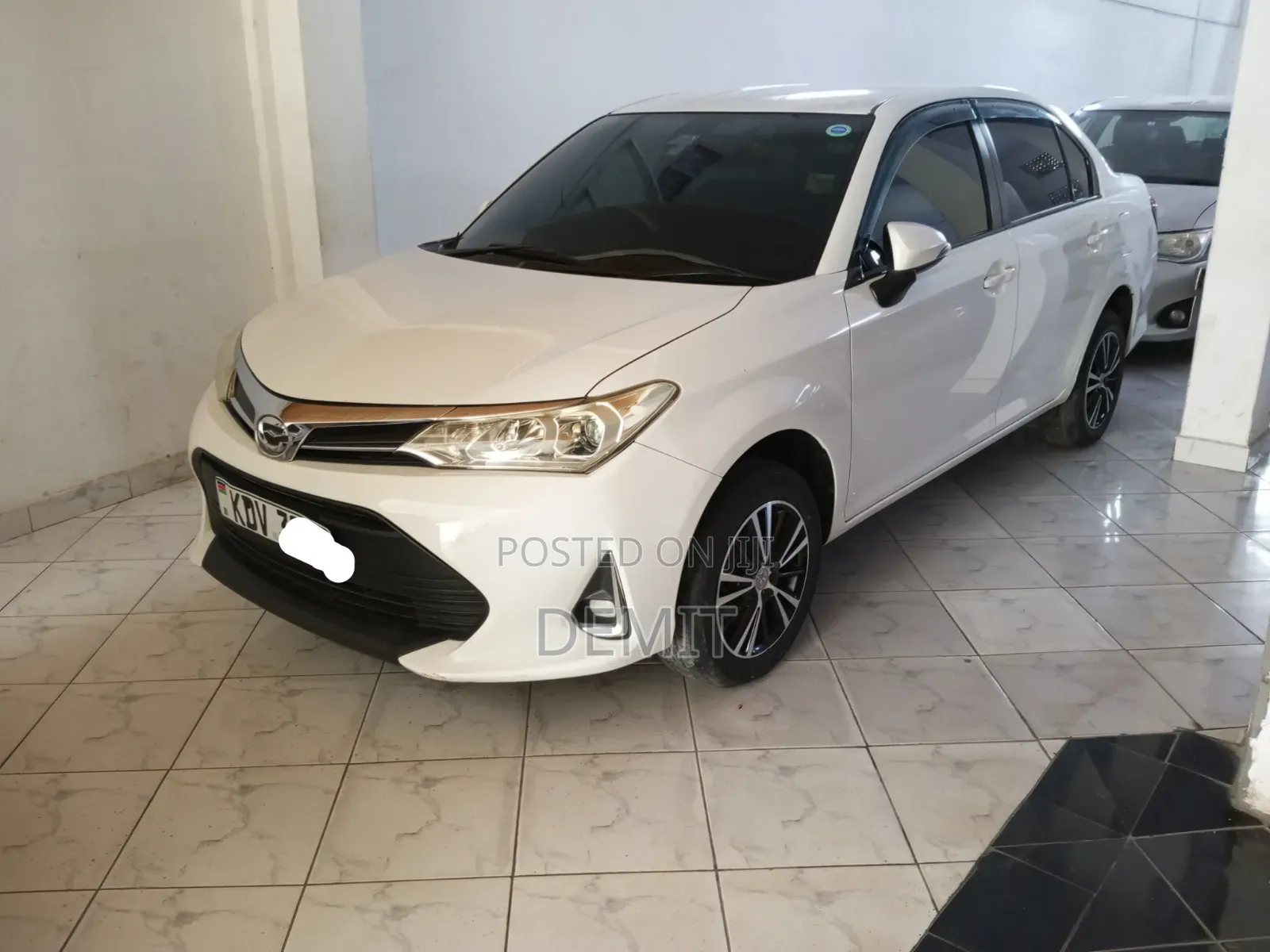 Toyota Axio 1.5 G 4WD 2018 White