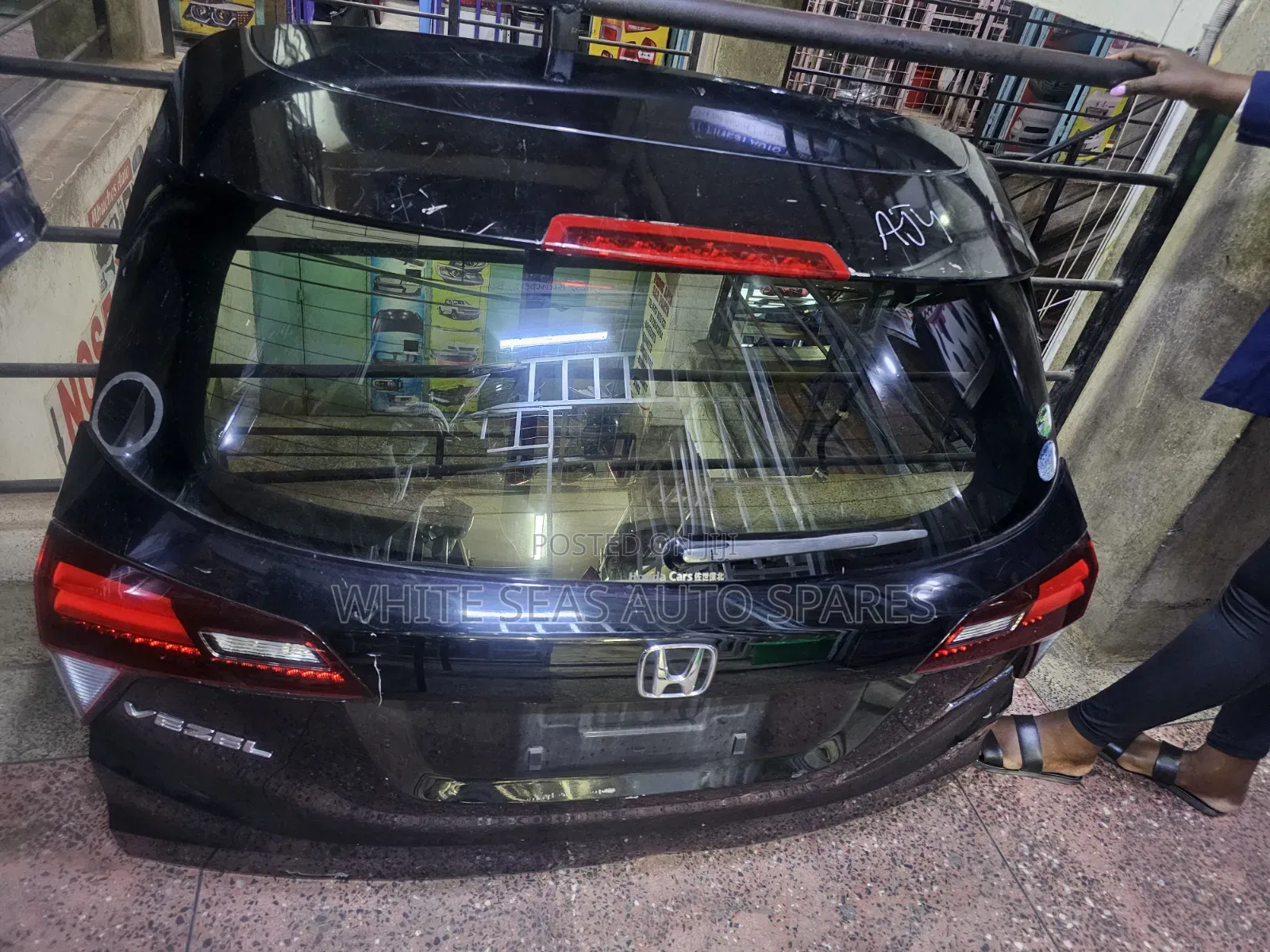 Honda Fit 2015 Tailgate/Boot
