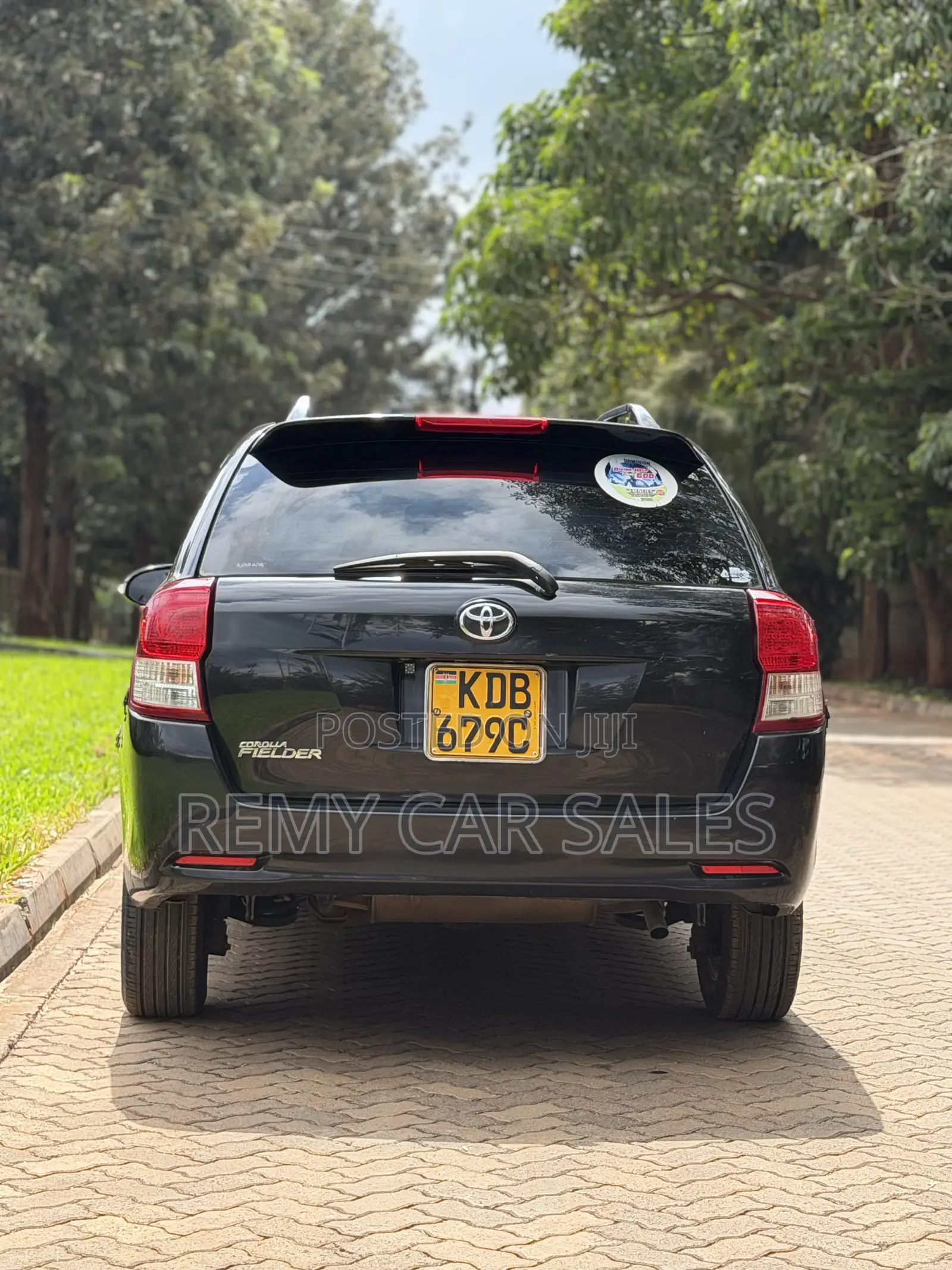 Toyota Corolla Fielder 2013 Black