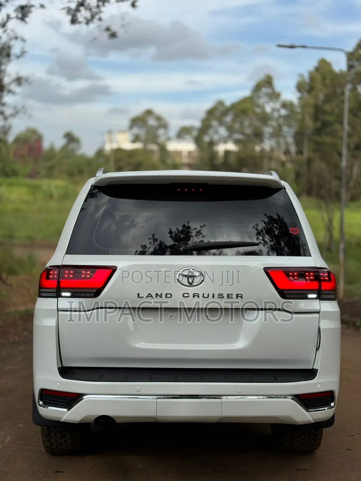 Toyota Land Cruiser Prado 2012 Pearl