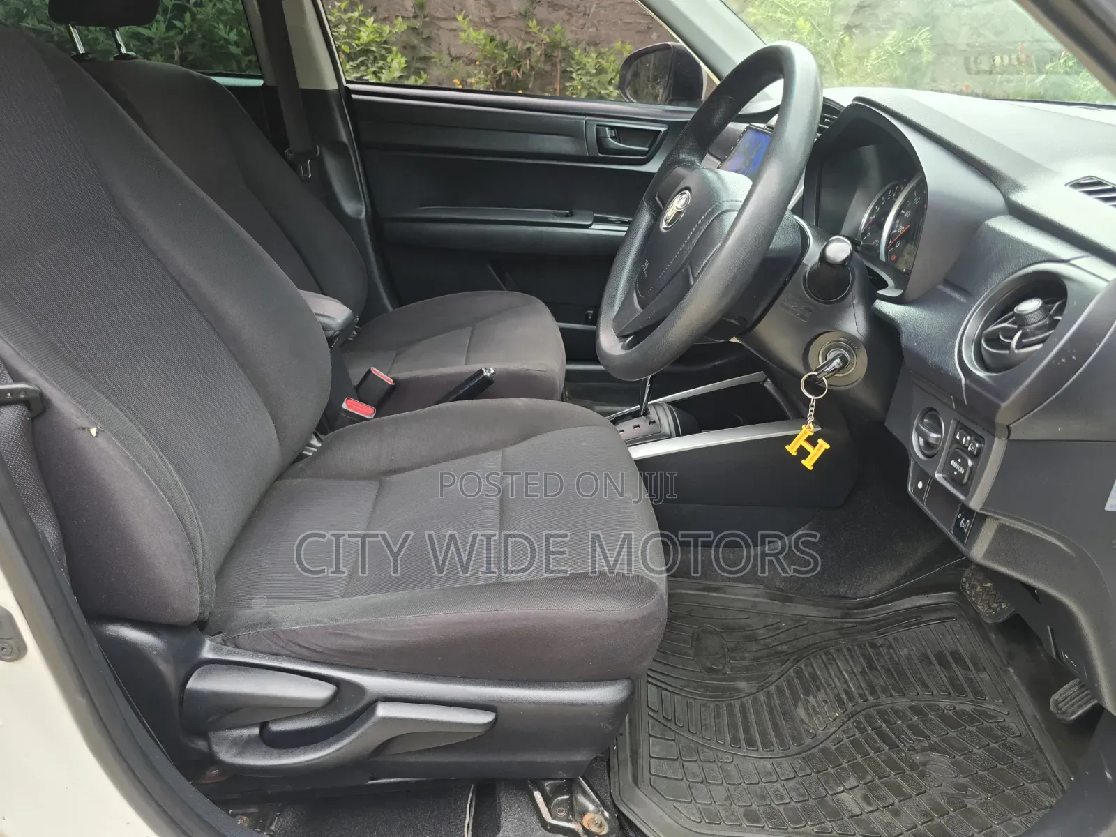 Toyota Corolla Fielder 2016 White