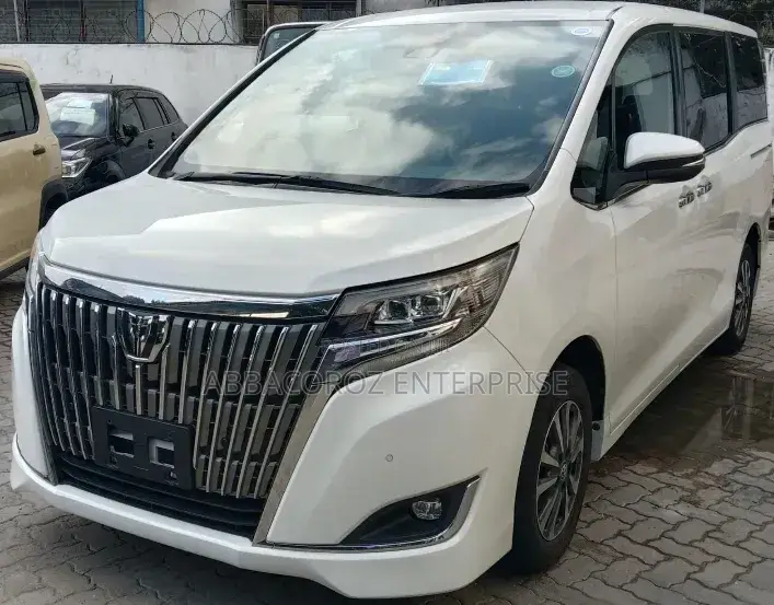 Toyota Esquire 2019 Pearl