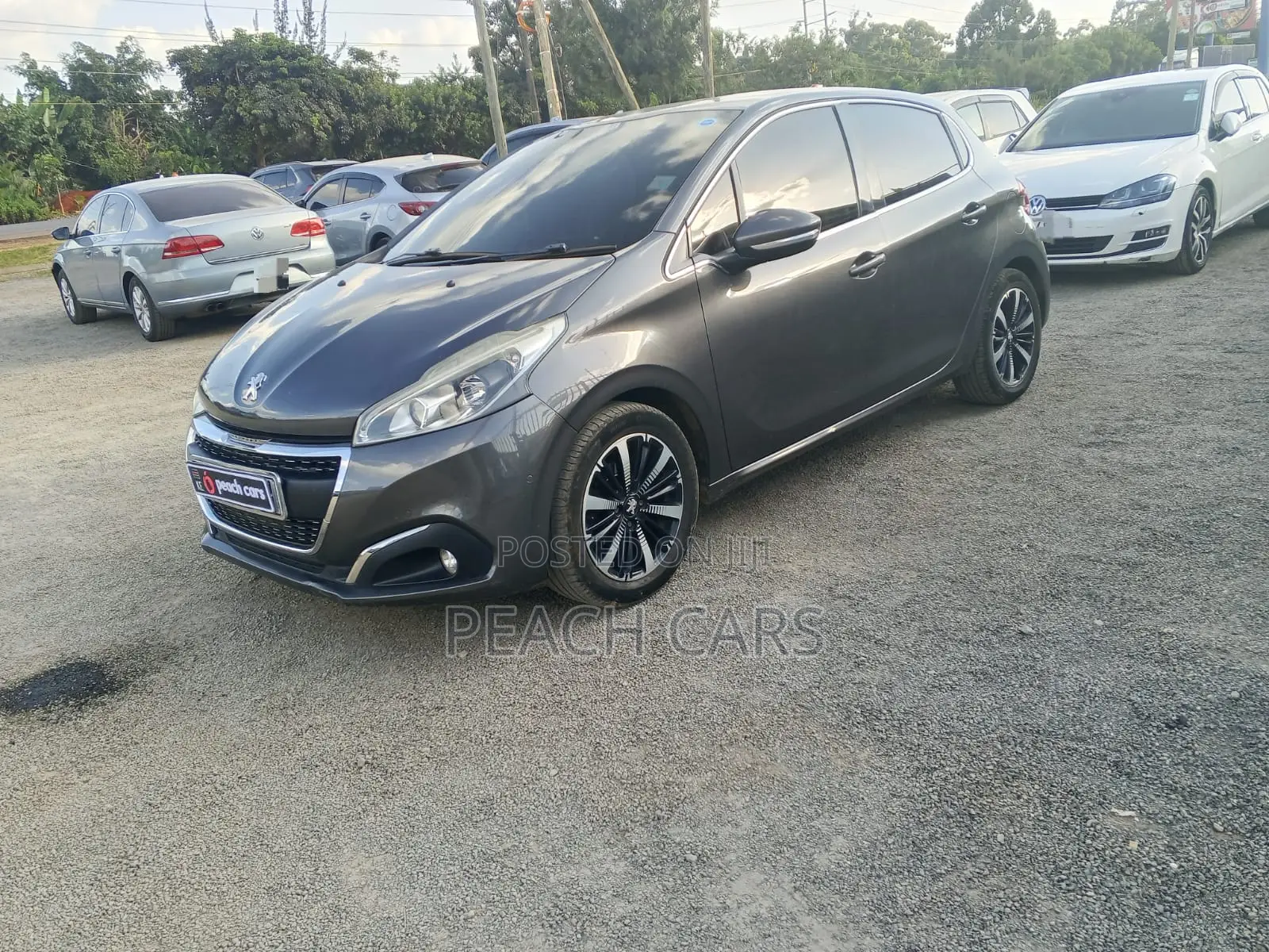 Peugeot 208 2019 Gray