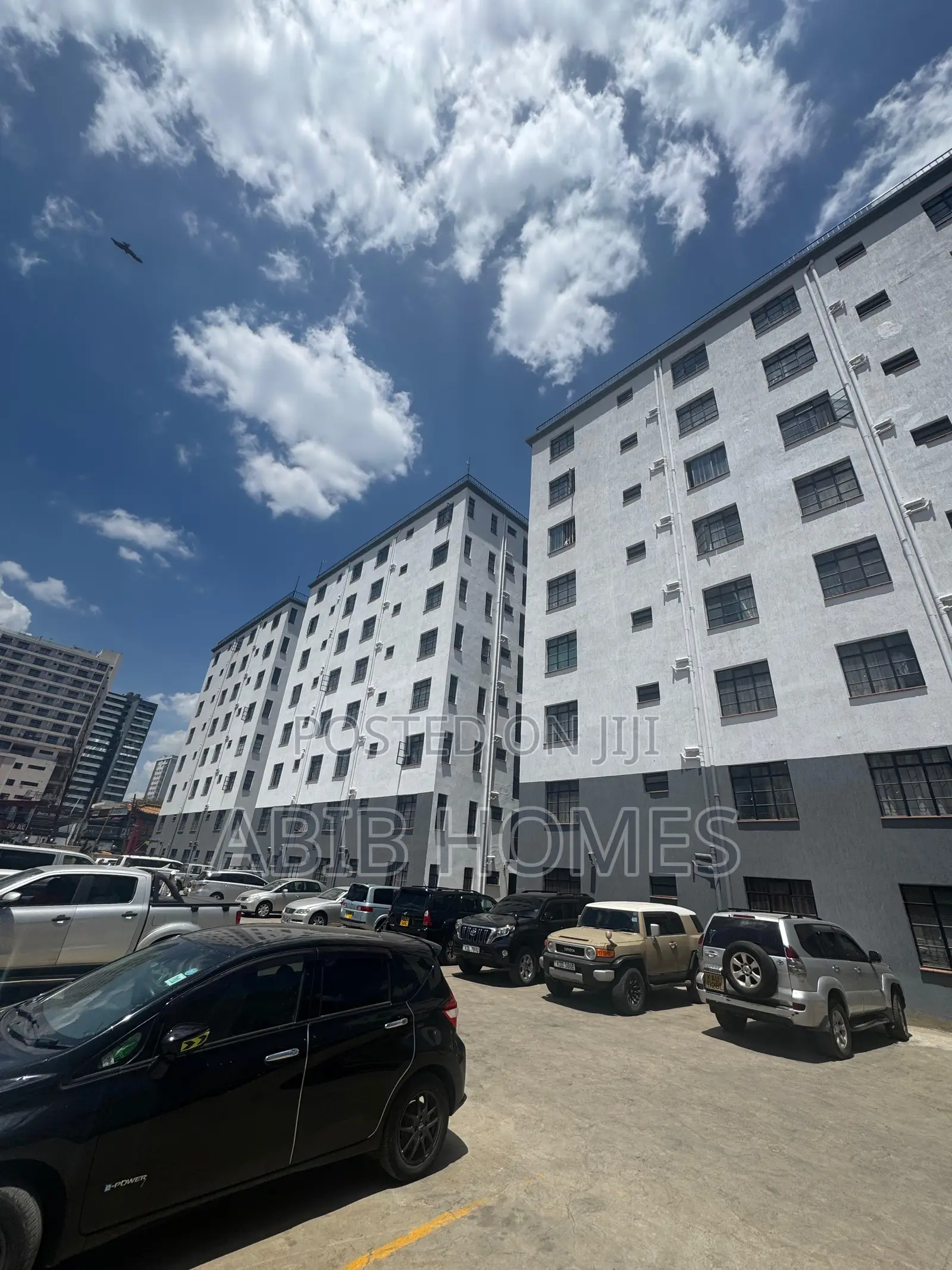 3bdrm Apartment in Kilimani, Hurlingham for sale