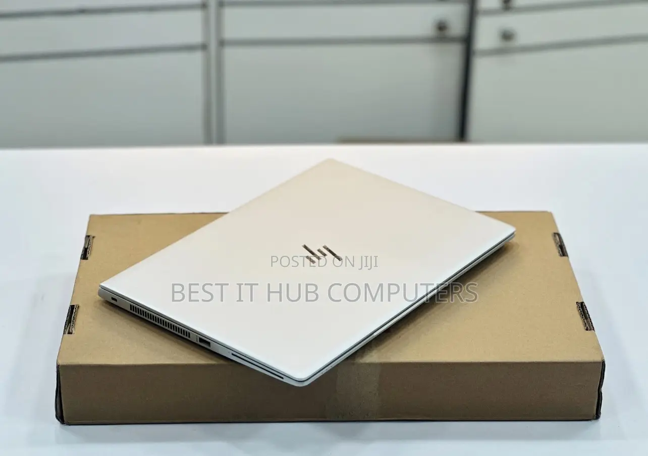 Laptop HP EliteBook 735 G6 8GB AMD Ryzen 5 SSD 256GB