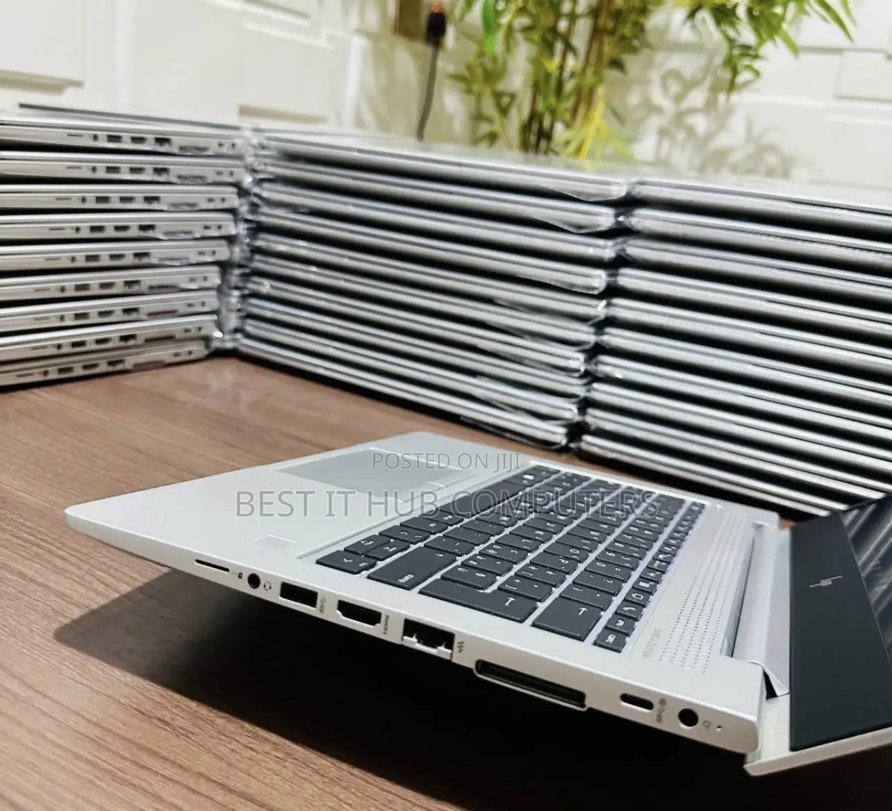 Laptop HP EliteBook 735 G6 8GB AMD Ryzen 5 SSD 256GB