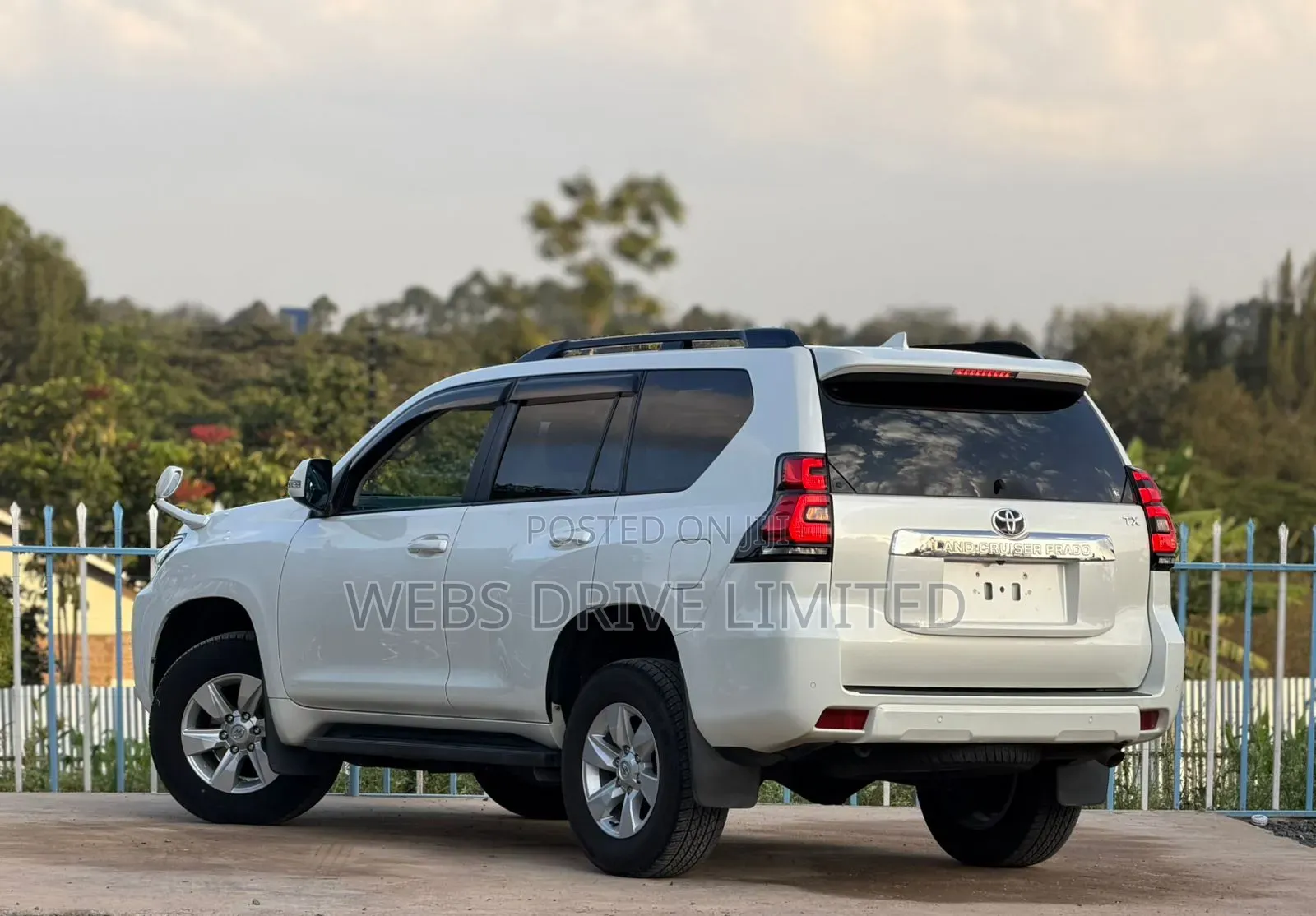 Toyota Land Cruiser Prado 2019 Pearl
