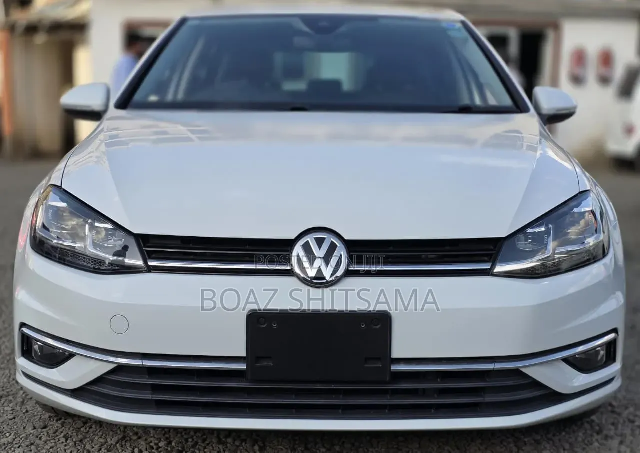 Volkswagen Golf 2019 White