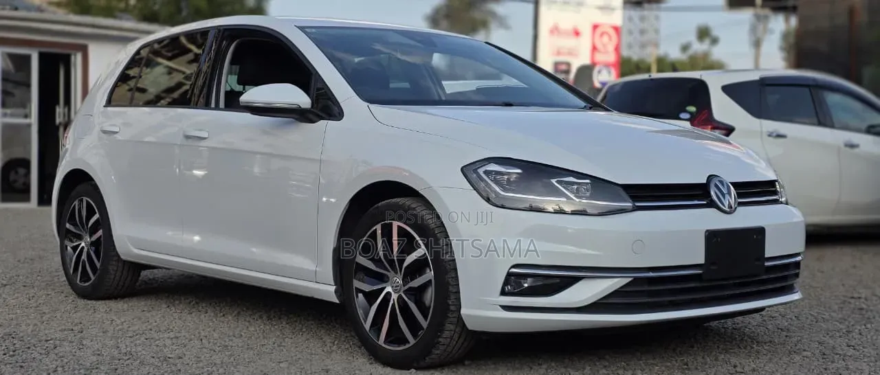 Volkswagen Golf 2019 White