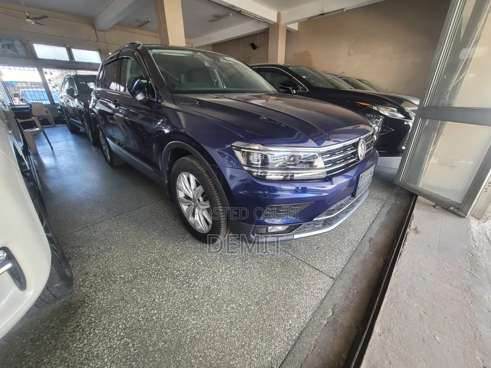 Volkswagen Tiguan 2019 Blue