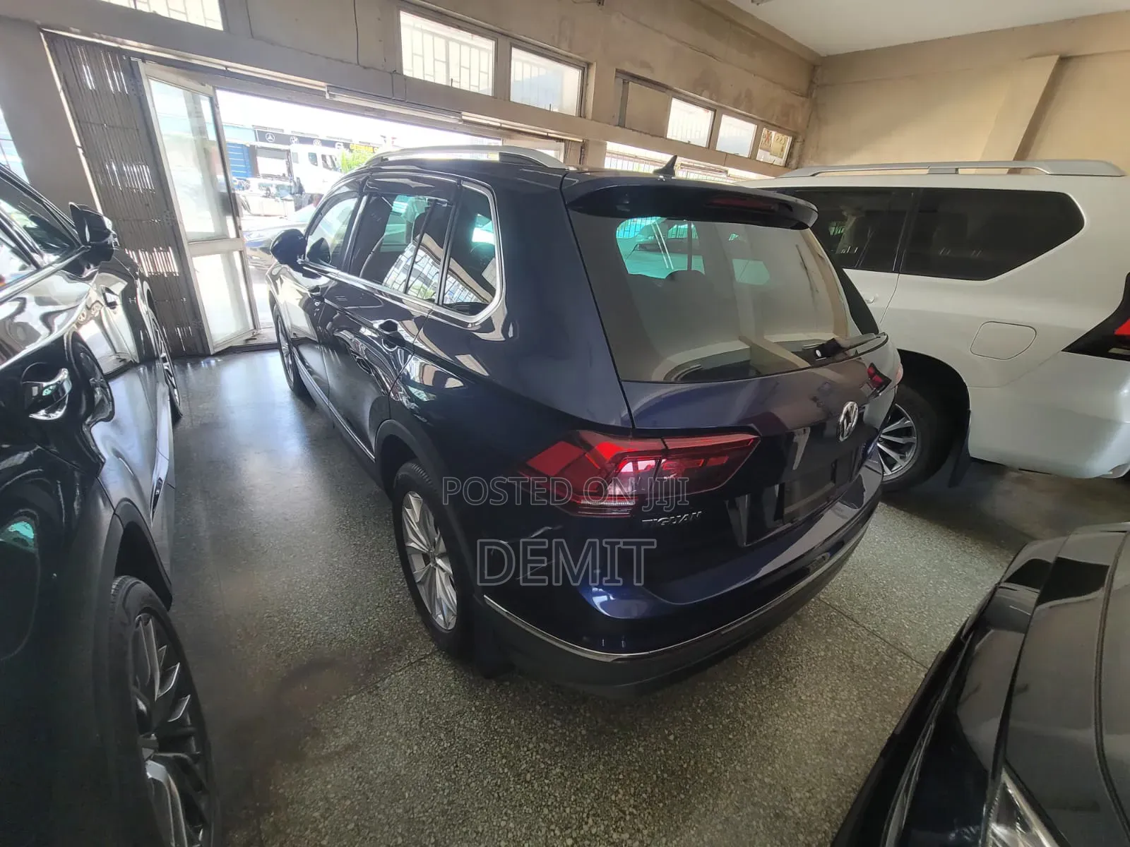 Volkswagen Tiguan 2019 Blue