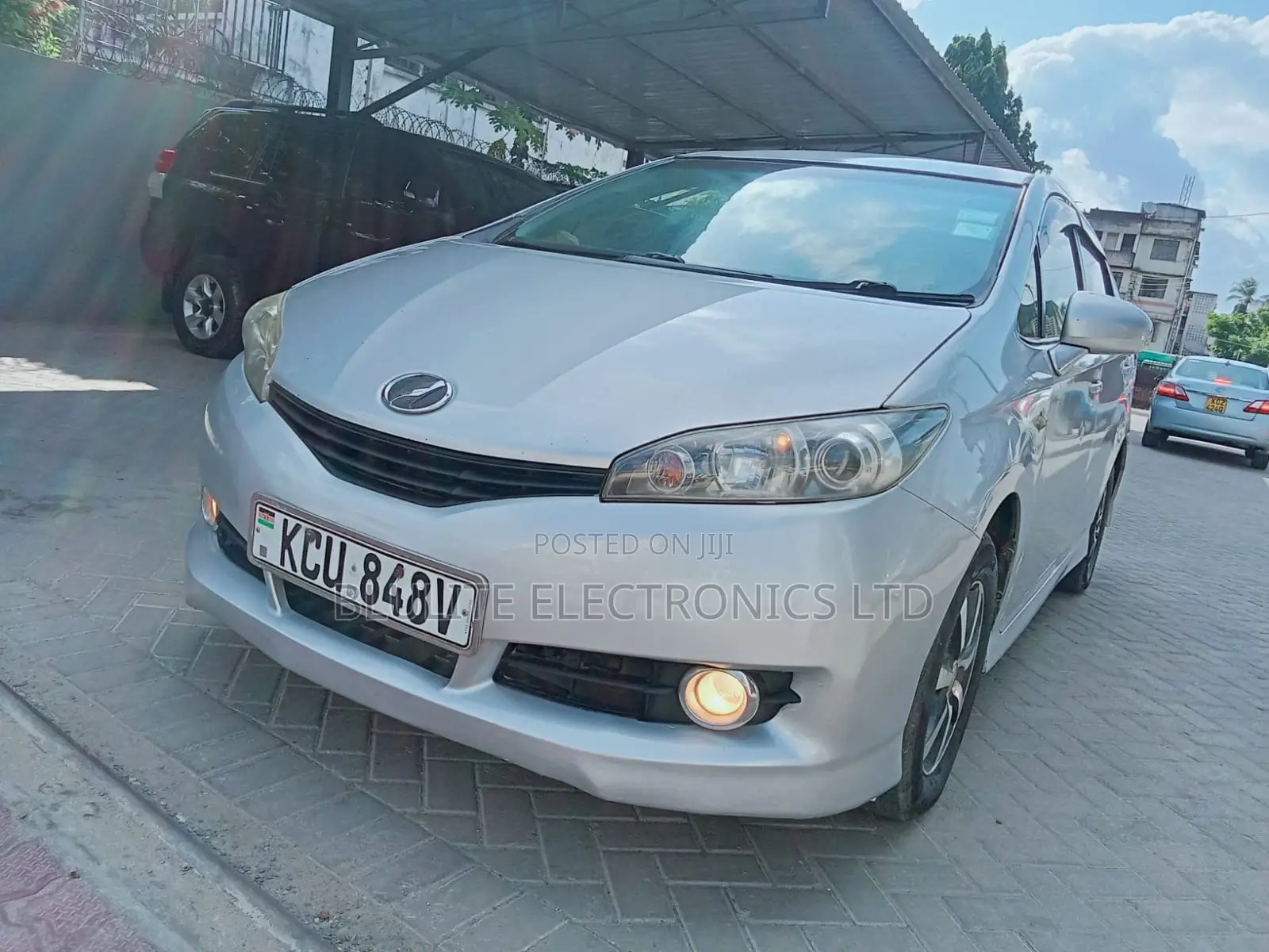 Toyota Wish 2012 Silver