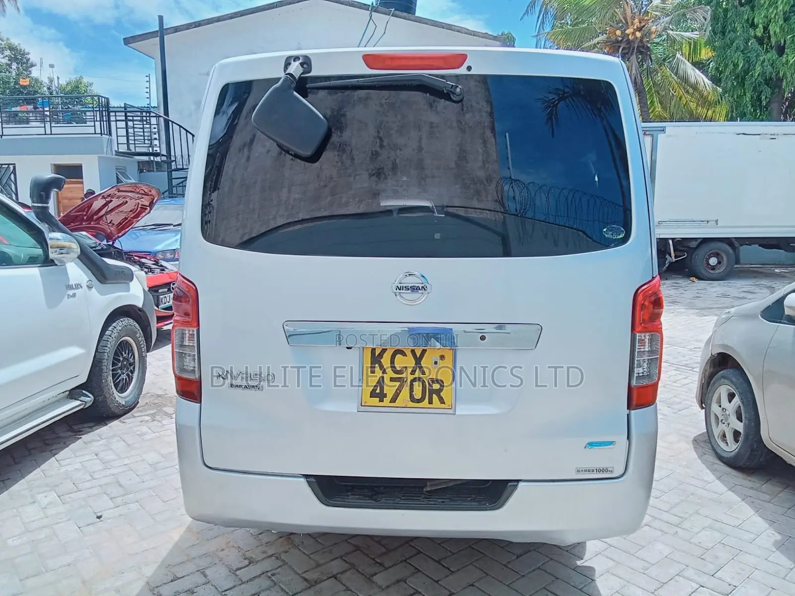 Nissan NV350 2013 Silver