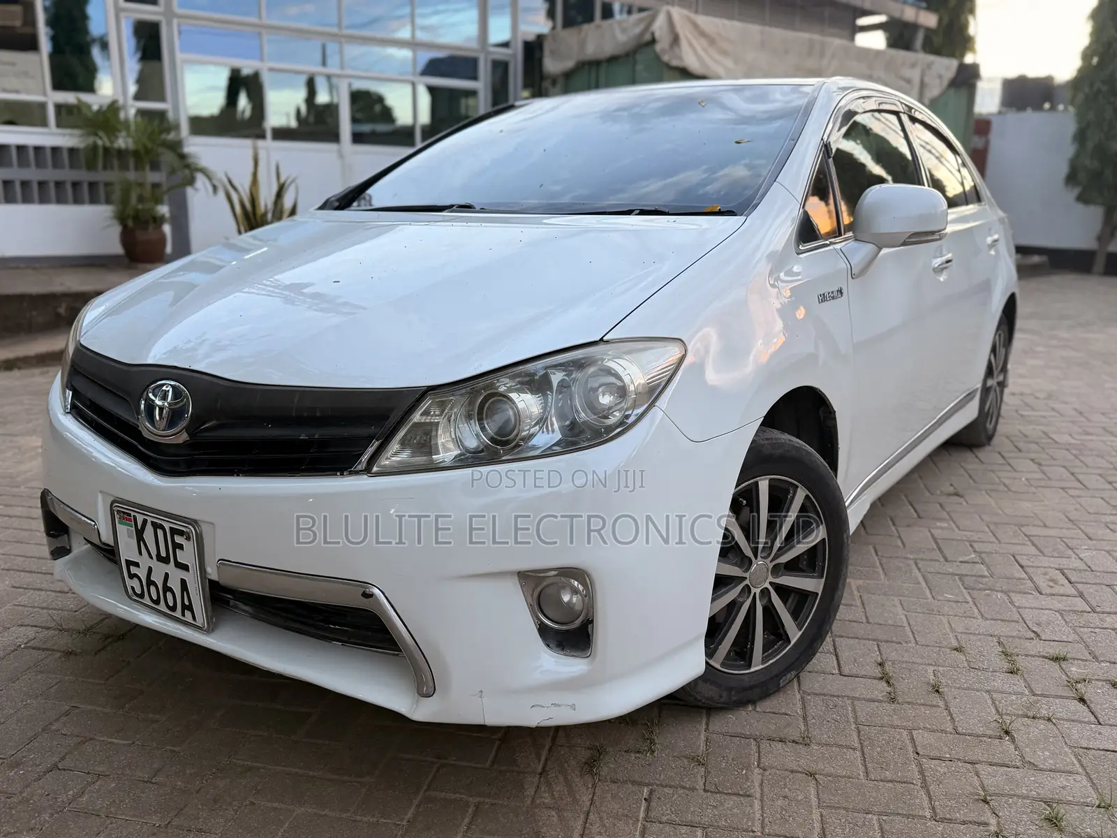 Toyota Sai 2.4 Hybrid FWD 2014 White