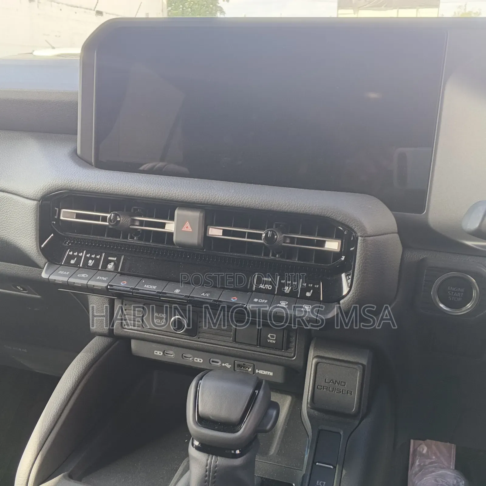 Toyota Land Cruiser Prado 2024 White
