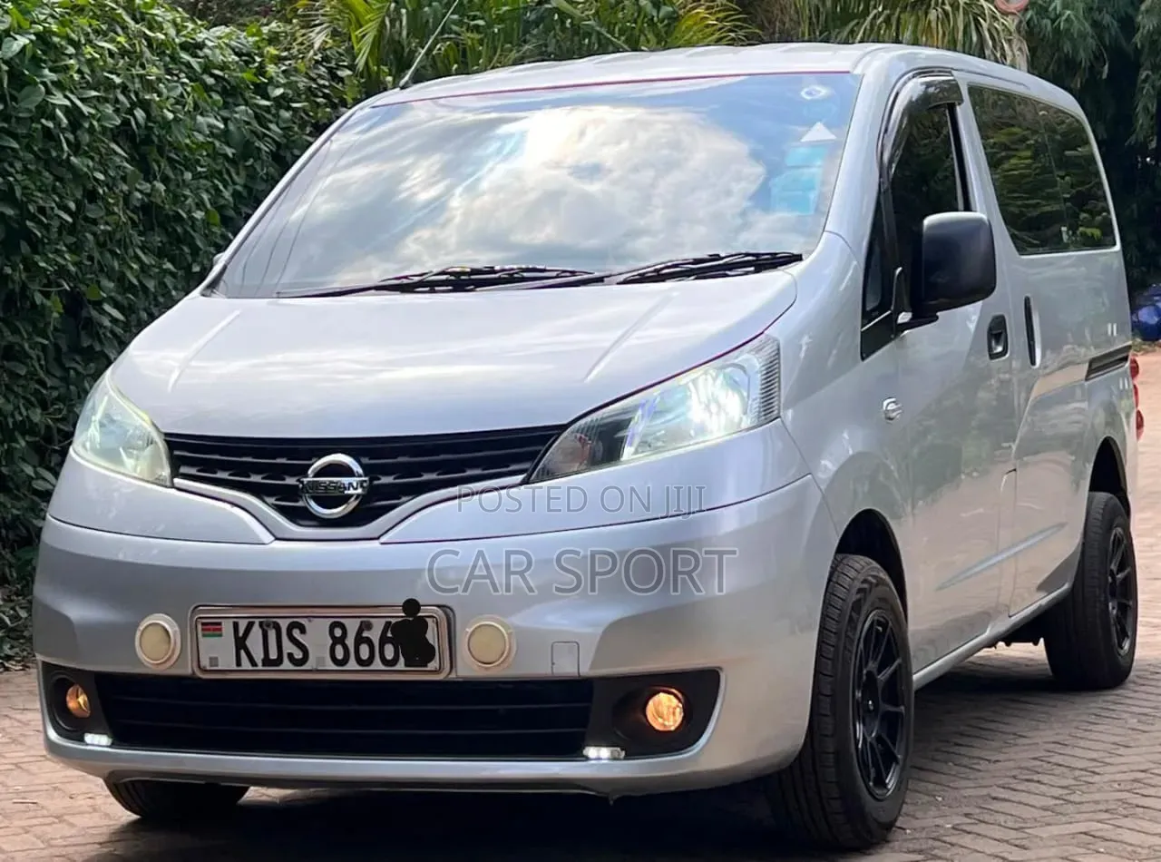 Nissan NV200 2018 Silver