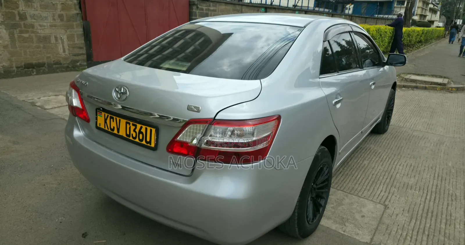 Toyota Premio 2012 Silver