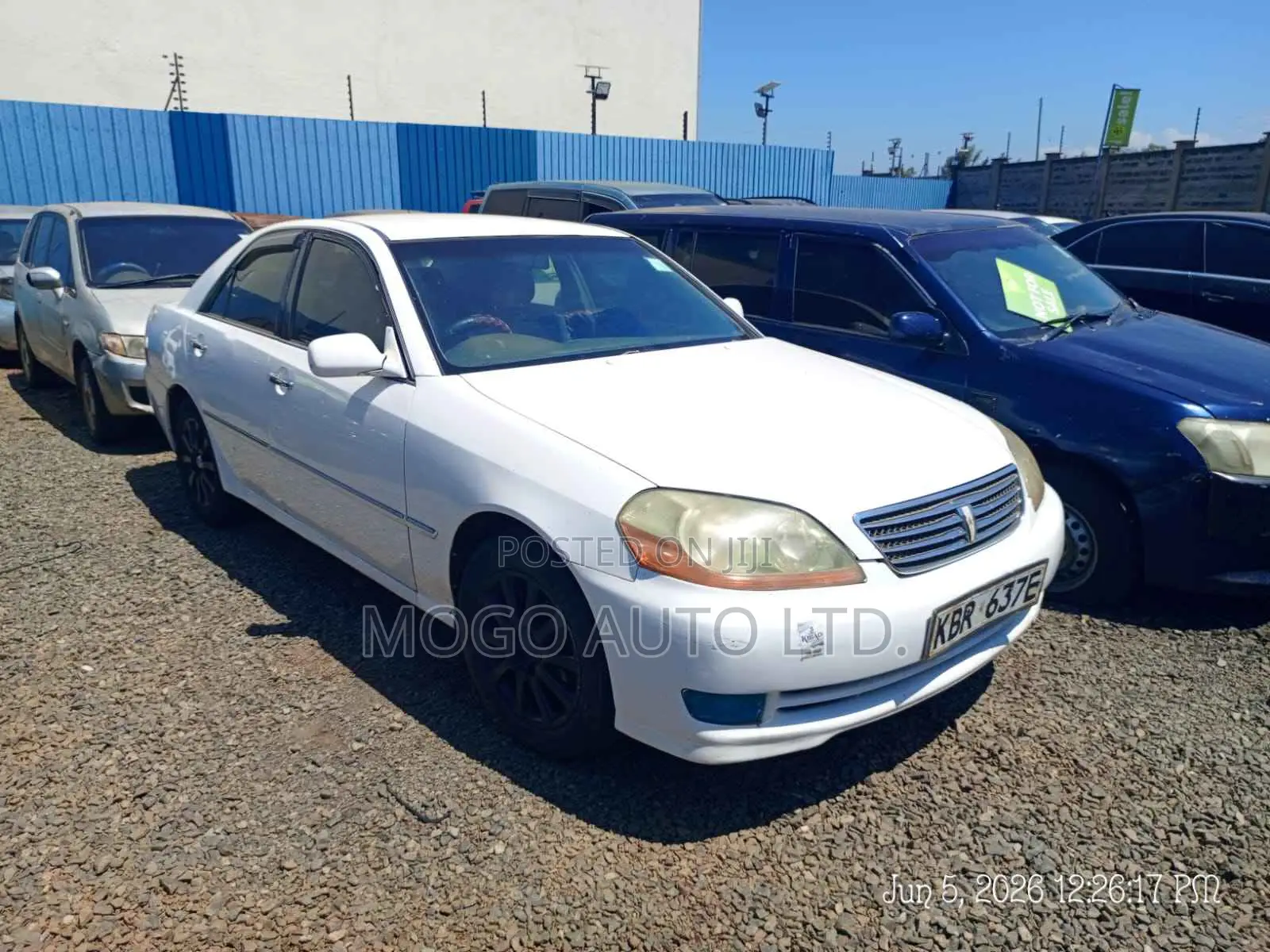Toyota Mark II 2004 White