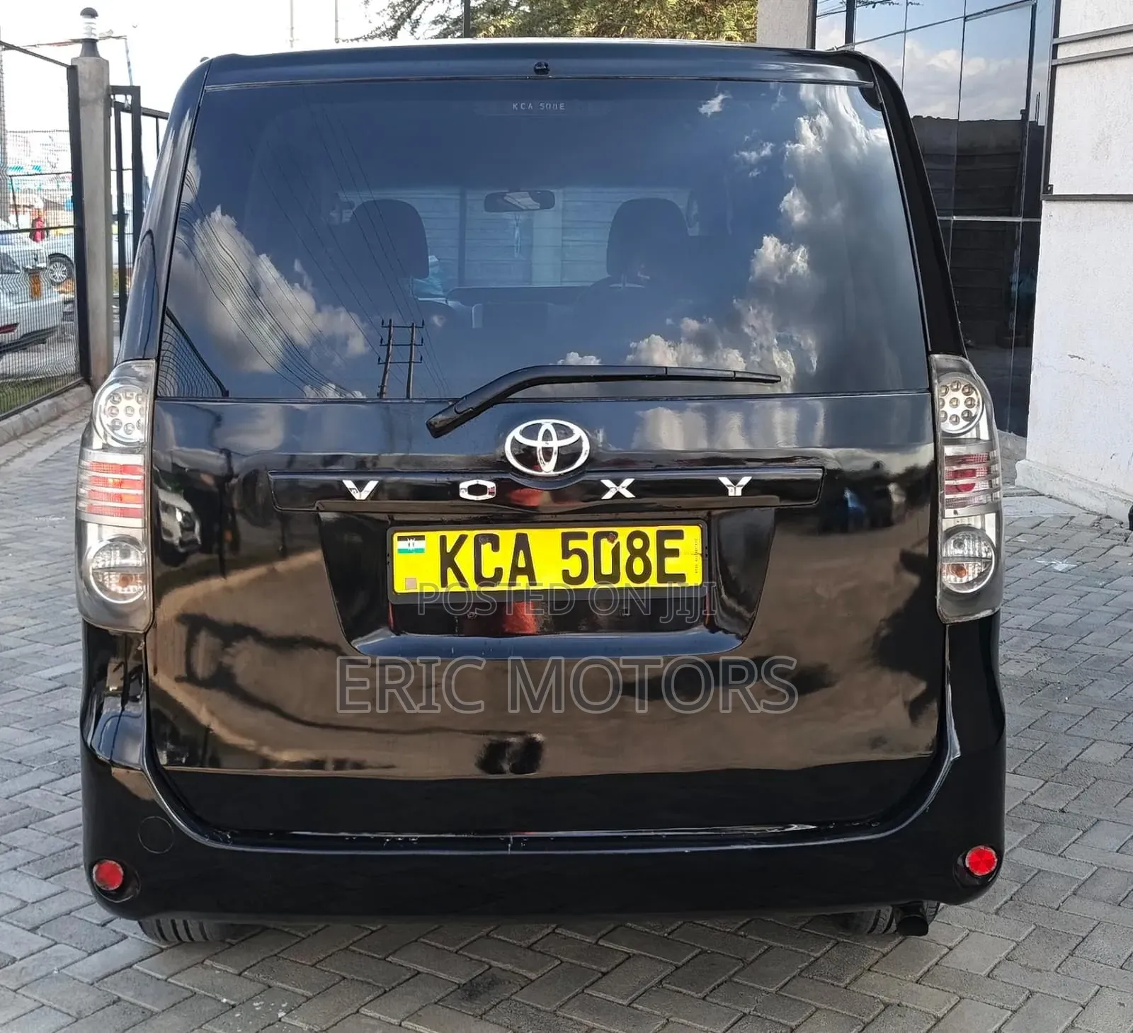 Toyota Voxy 2008 Blue