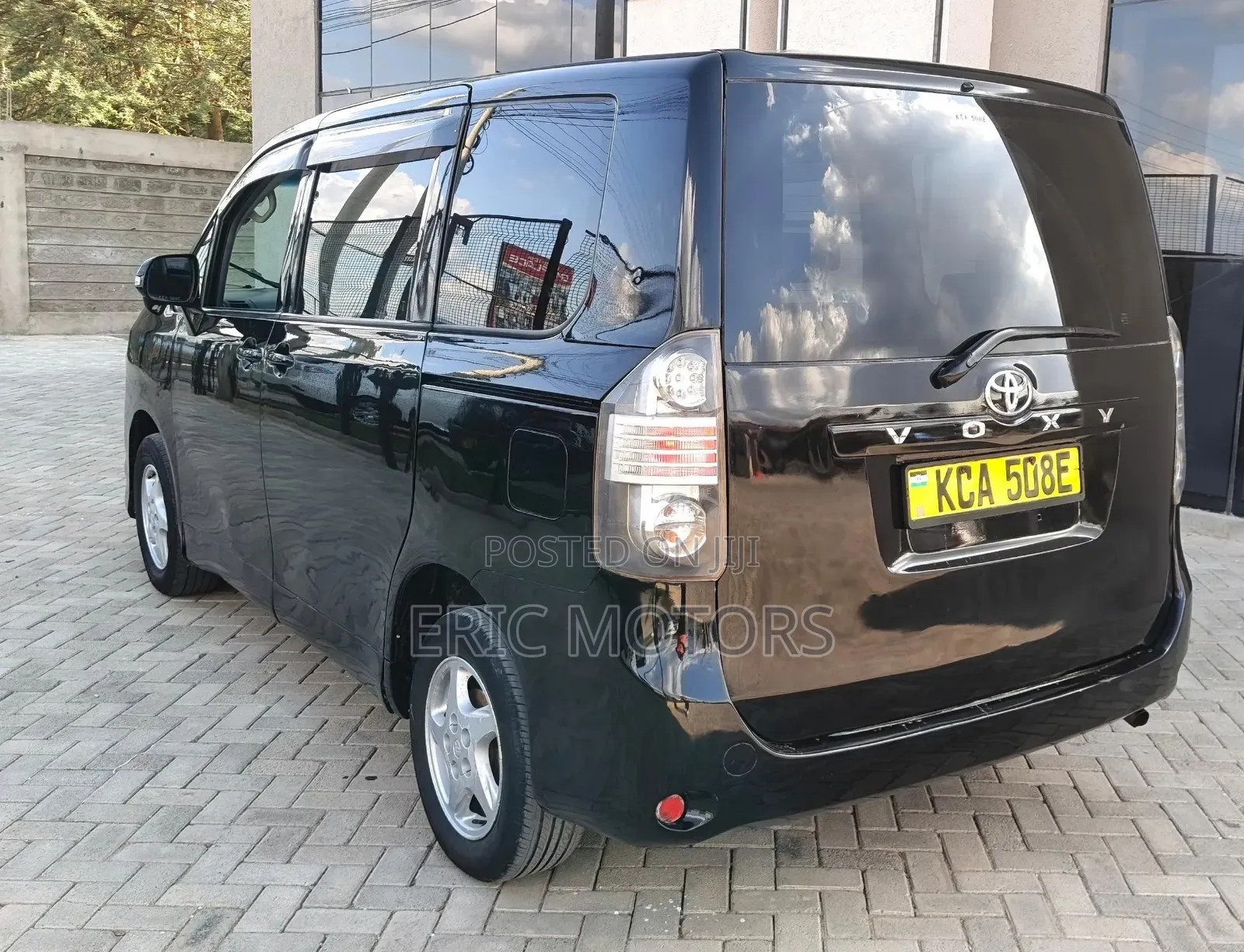 Toyota Voxy 2008 Blue