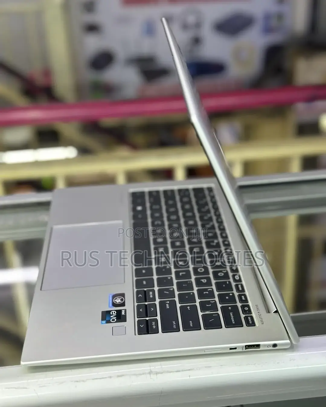 Laptop HP EliteBook 840 G9 8GB Intel Core i7 SSD 512GB