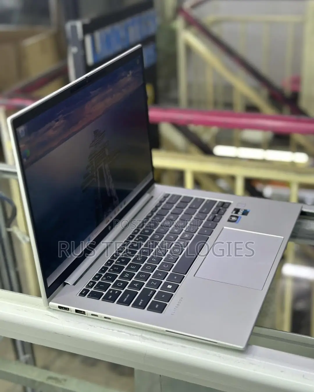 Laptop HP EliteBook 840 G9 8GB Intel Core i7 SSD 512GB