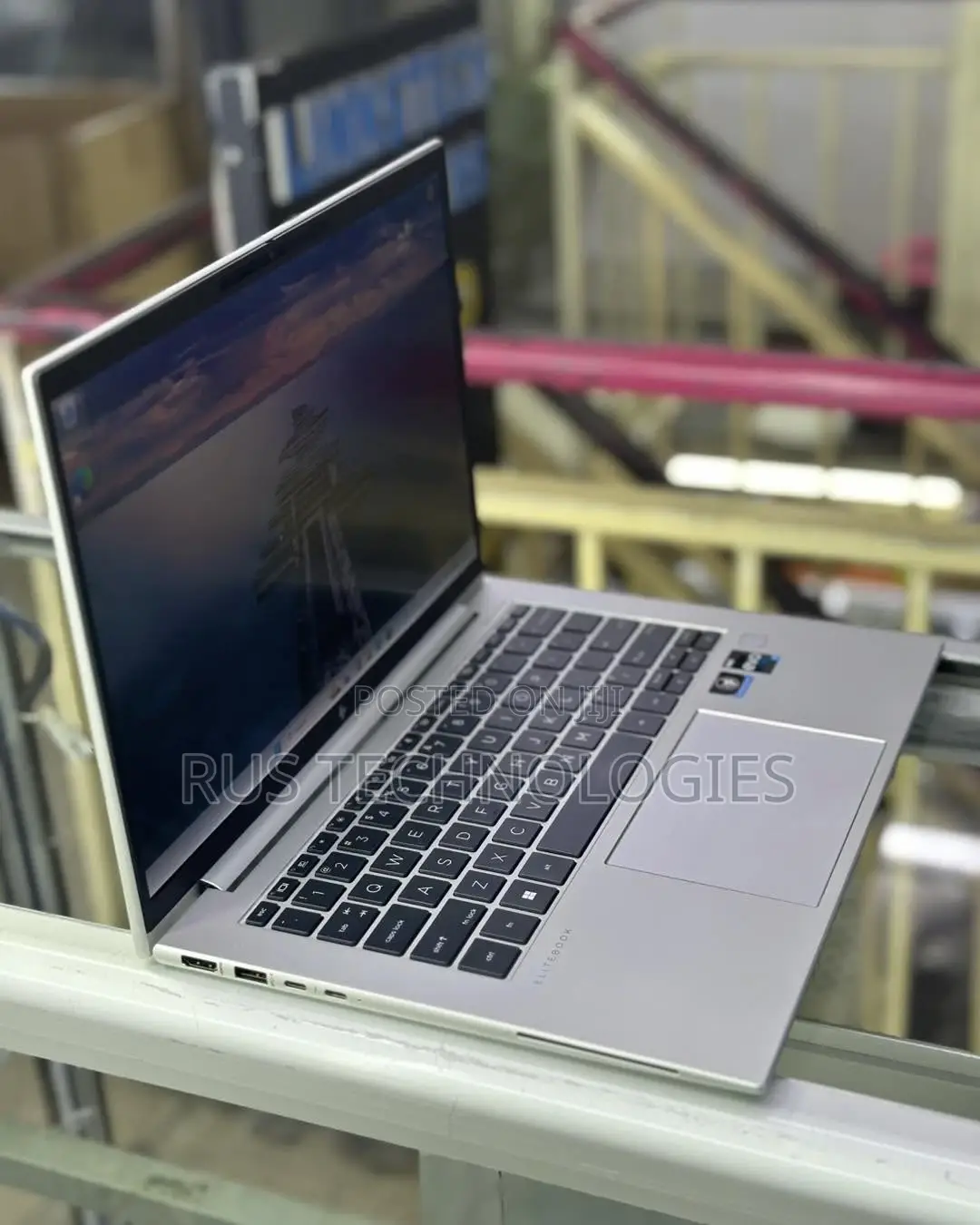 Laptop HP EliteBook 840 G9 8GB Intel Core i7 SSD 512GB