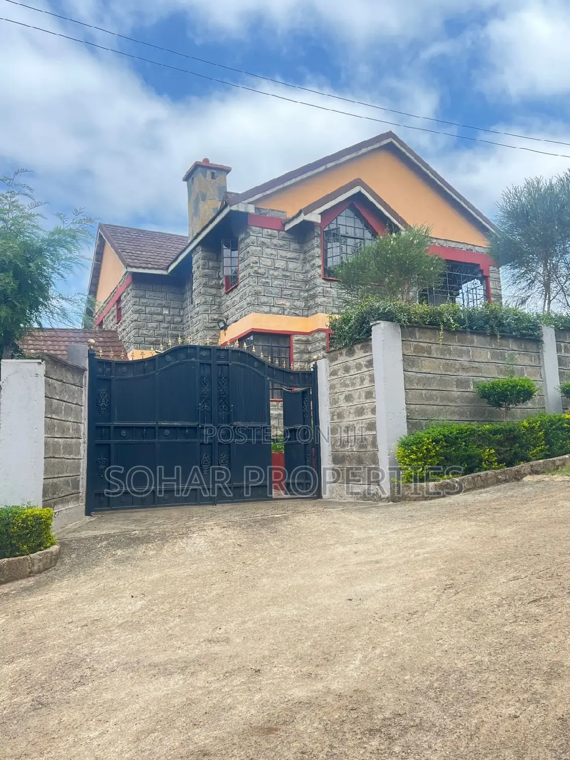 5bdrm Maisonette in Nkoroi for sale