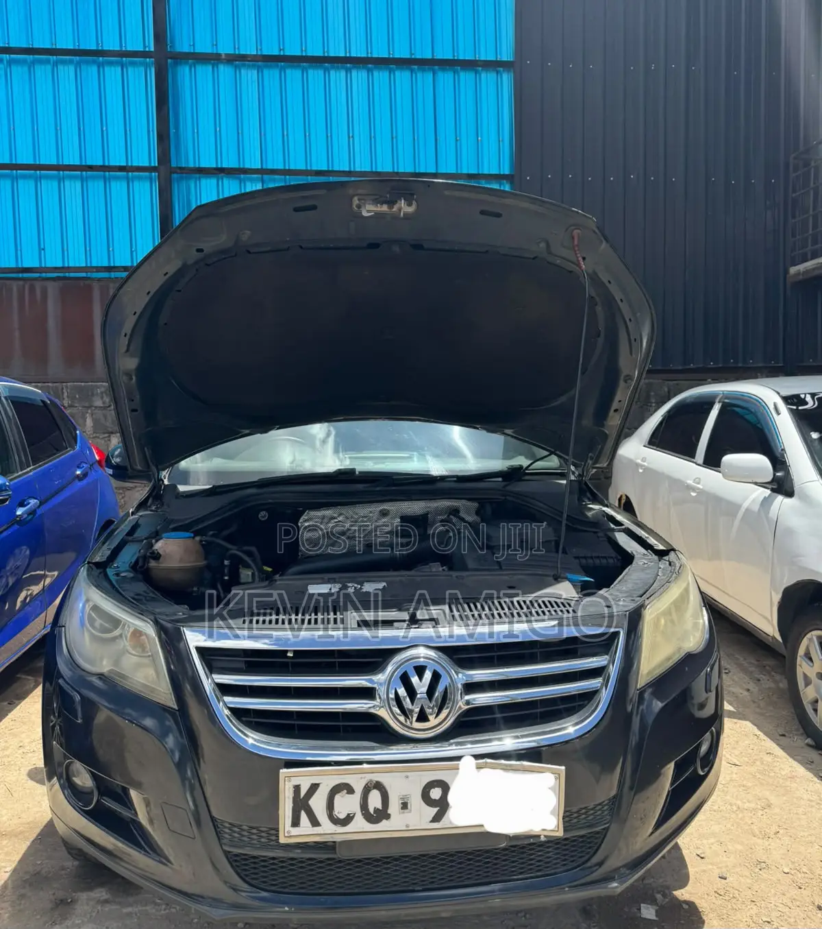 Volkswagen Tiguan S 2011 Black