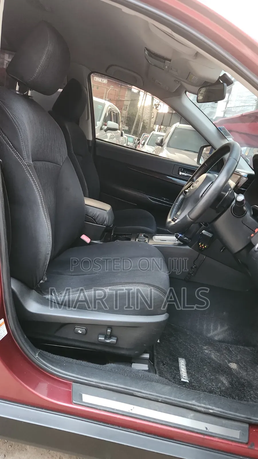 Subaru Outback 2012 Red