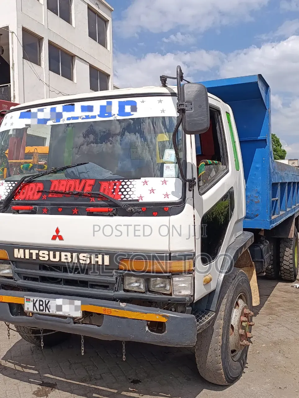 Mitsubishi Fuso Tipper