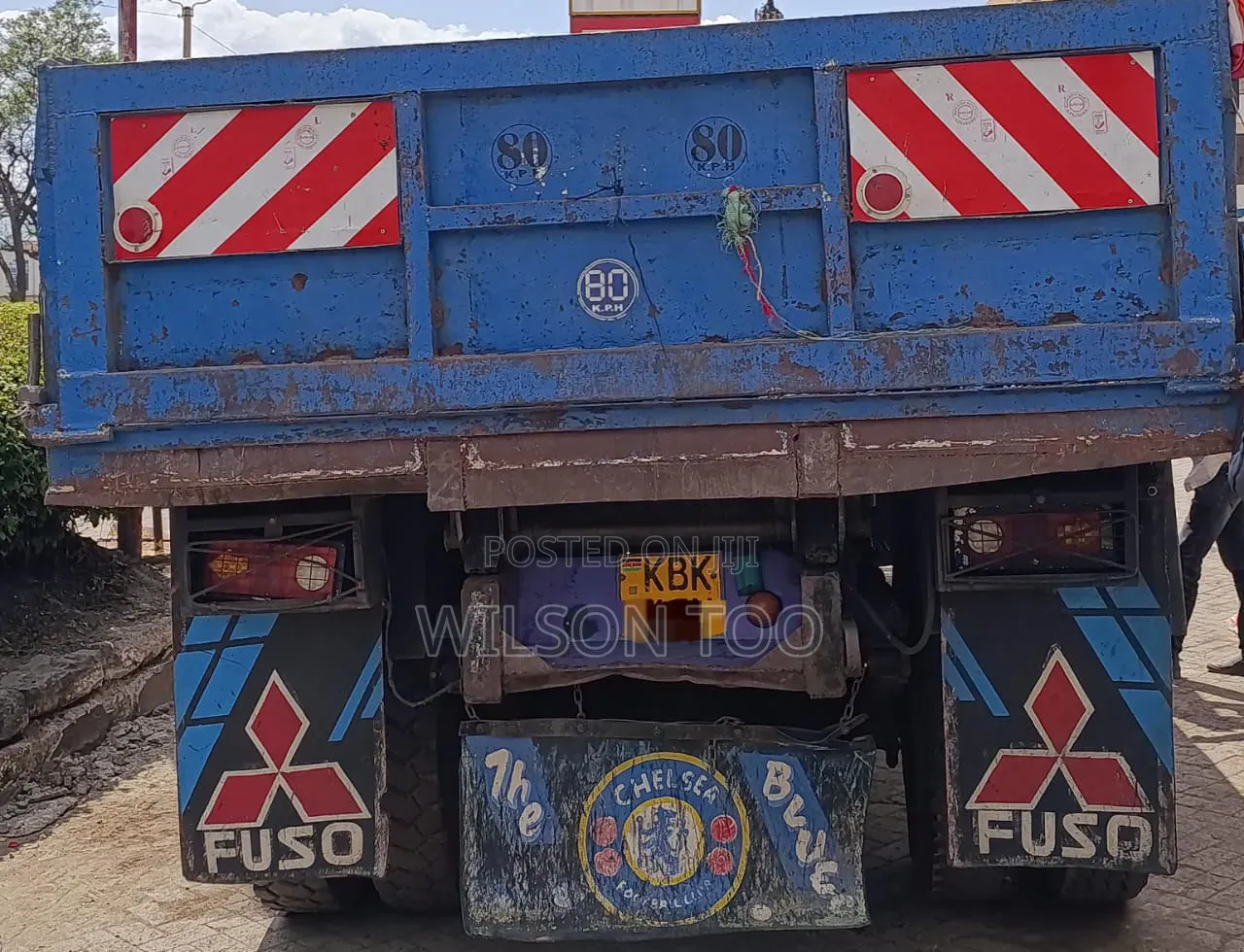Mitsubishi Fuso Tipper