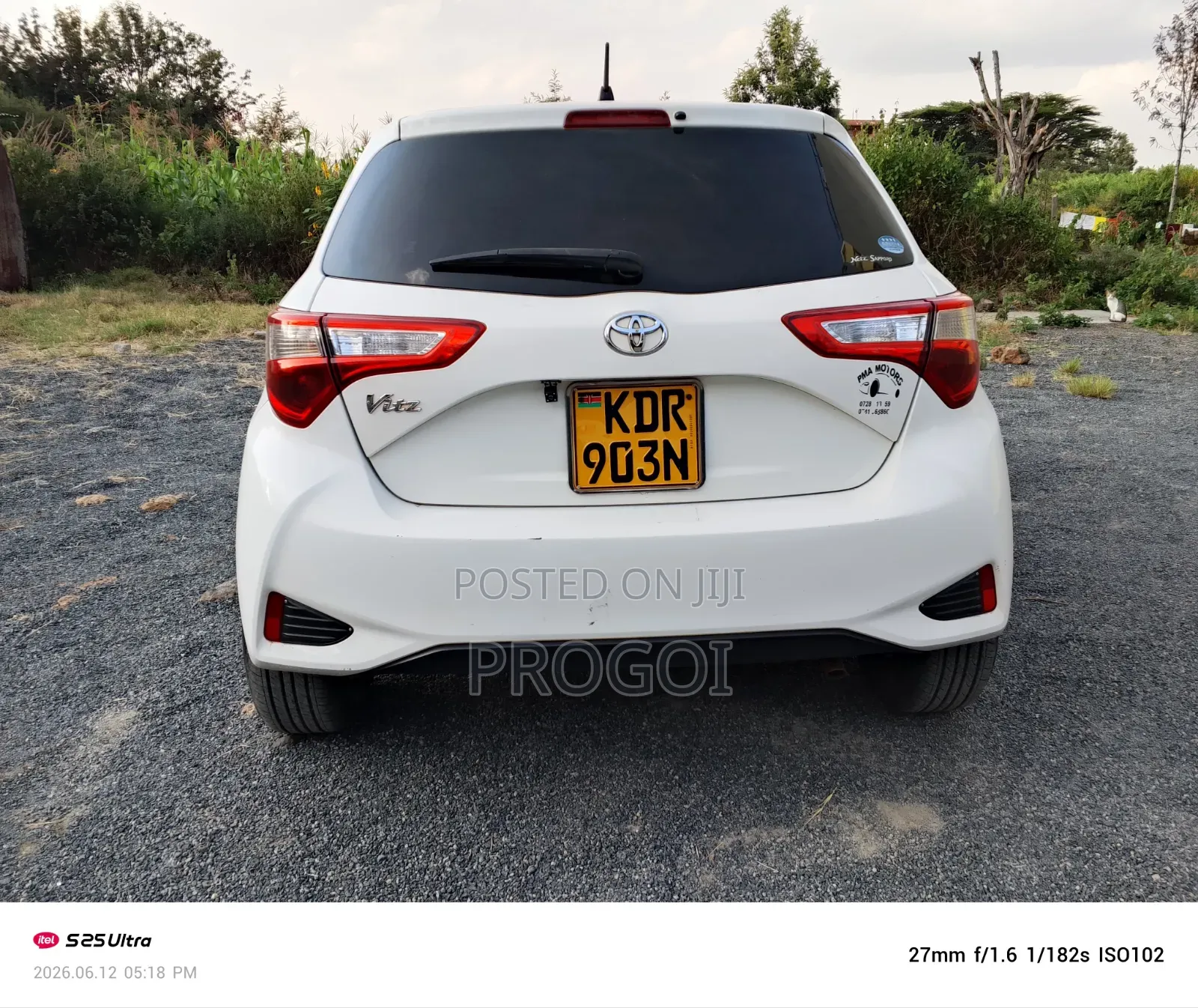Toyota Vitz 1.5 FWD 5dr 2017 White