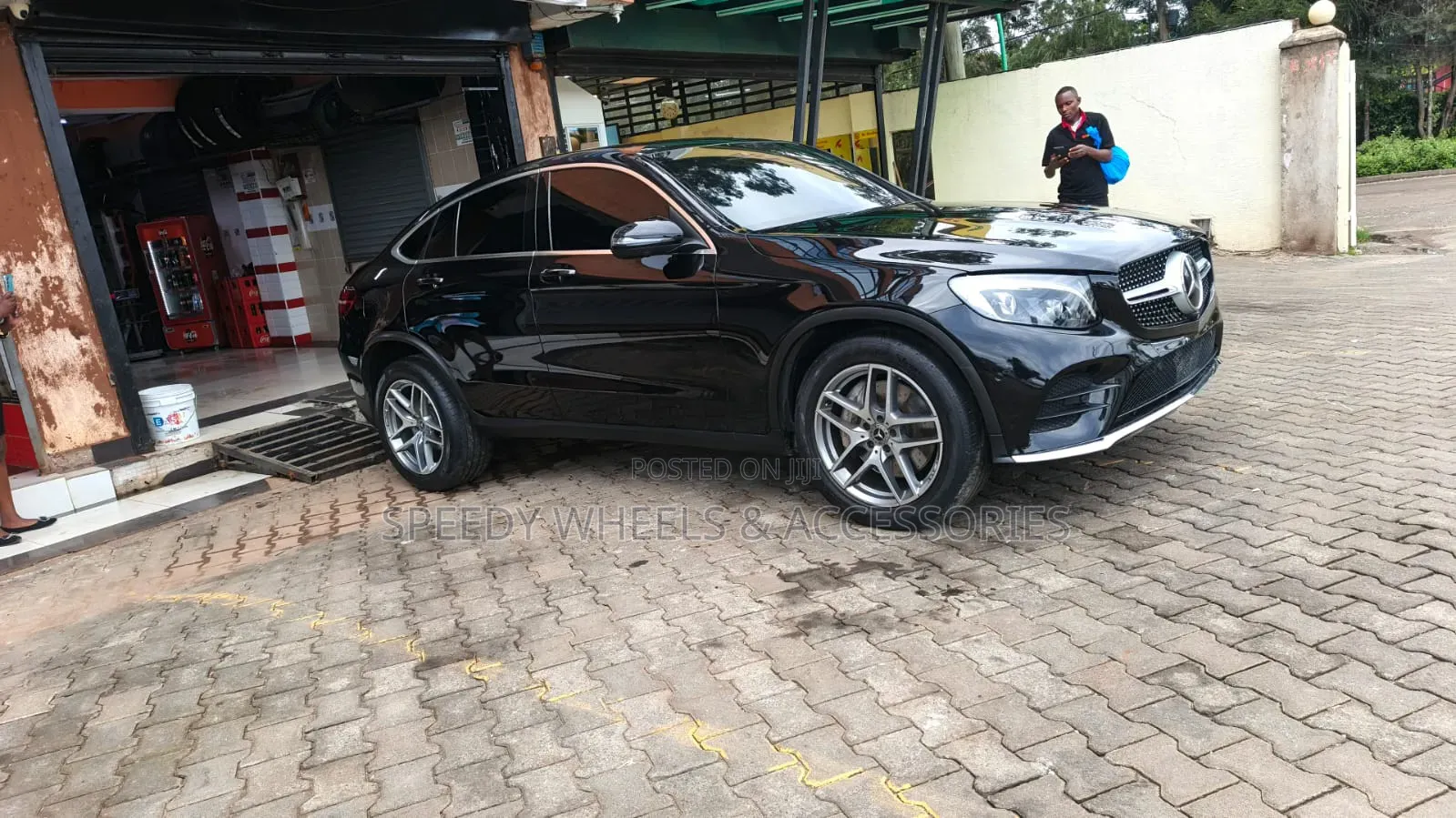 Benz GLC Llumar Ceramic Tint.